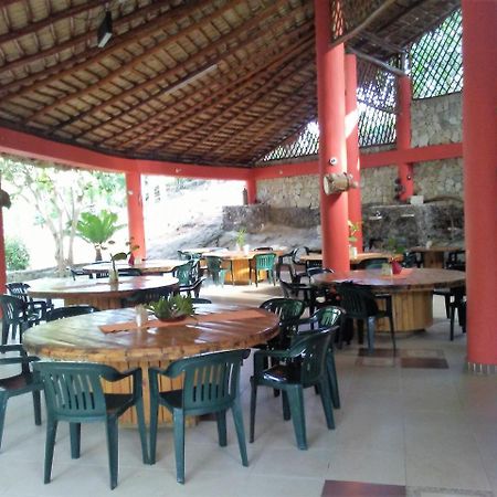 Hotel Colinas Del Rey Hato Mayor Del Rey Esterno foto