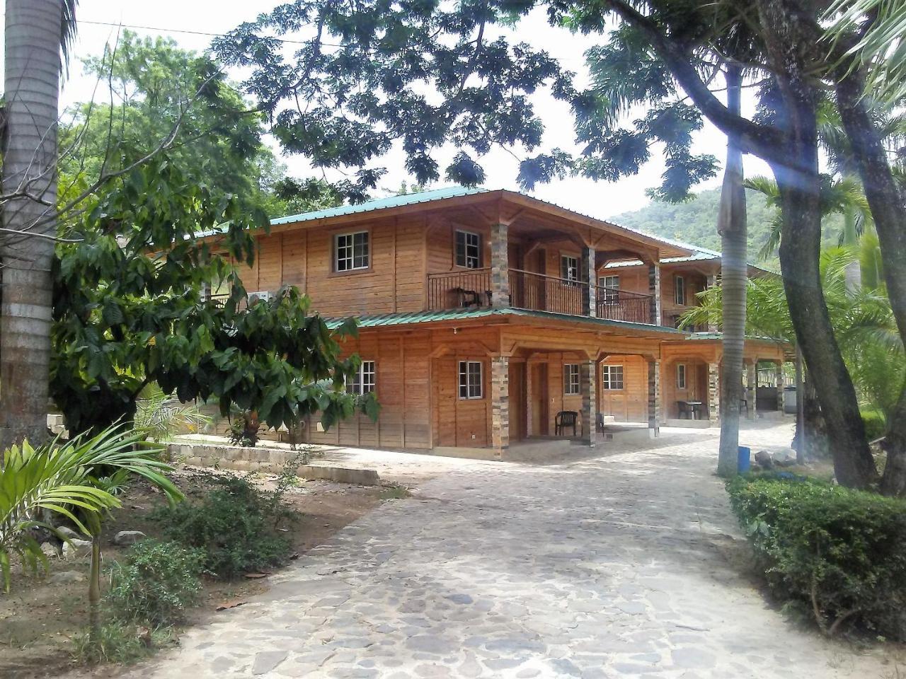 Hotel Colinas Del Rey Hato Mayor Del Rey Esterno foto